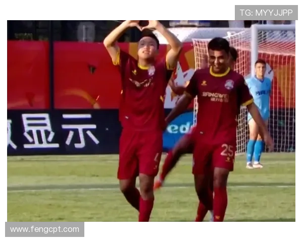 在逆风翻盘中替补球员挺身而出成为球队胜利最大英雄耀眼传奇时刻